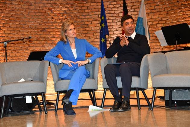 Anouschka Horn und Giovane Elber Verleihung der Bayerischen Staatsmedaille für soziale Verdienste 2024 Heilige Hofkirche München 07. Mai 2024