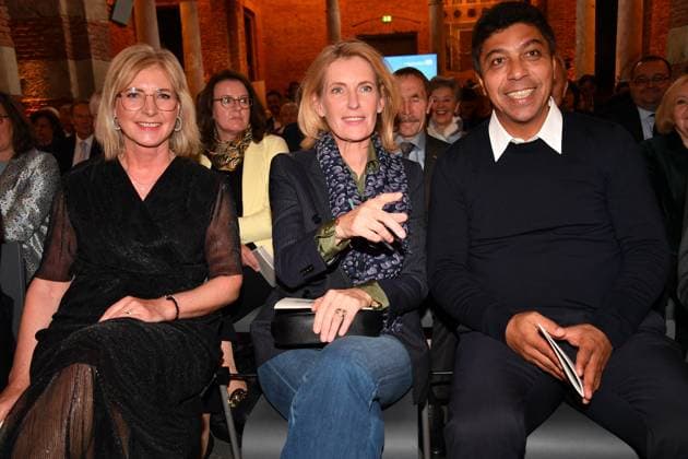 Entertainment Bilder des Tages Ulrike Scharf, Dr. Maria Furtwängler und Giovane Elber Verleihung der Bayerischen Staatsmedaille für soziale Verdienste 2024 Heilige Hofkirche München 07. Mai 2024