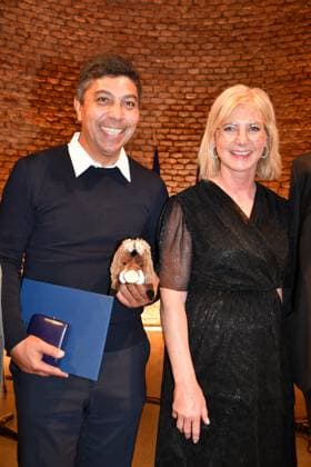 Ulrike Scharf und Giovane Elber Verleihung der Bayerischen Staatsmedaille für soziale Verdienste 2024 Heilige Hofkirche München 07. Mai 2024