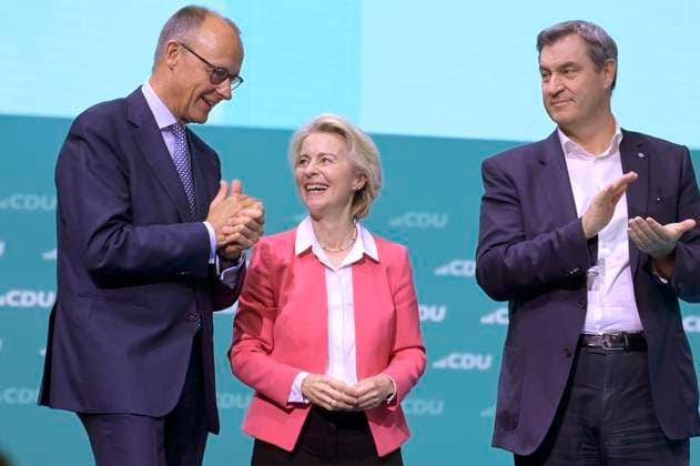 News Bilder des Tages Friedrich Merz, Ursula von der Leyen und Markus Söder beim 36. Parteitag der CDU Deutschlands im Estrel Berlin. Berlin, 08.05.2024 *** Friedrich Merz, Ursula von der Leyen and Markus Söder at the 36 Party Conference of the CDU Germany at the Estrel Berlin Berlin, 08 05 2024 Foto:xF.xKernx xFuturexImagex cdu_parteitag_4795