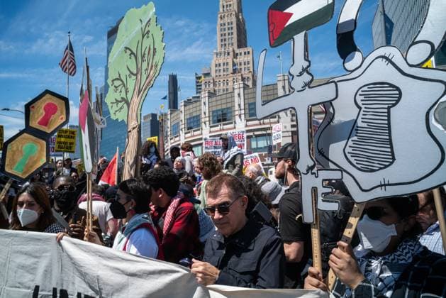 May 11, 2024, Brooklyn, New York, U.S: Demonstrators are shown at the Barclays center in Brooklyn, New York. The demonstrators were remembering 76 years of the Nakba during a national day of Action. Brooklyn U.S - ZUMAp140 20240511_zap_p140_011 Copyright: xBrianxBranchxPricex