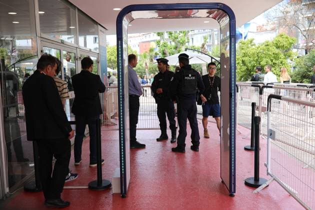 May 13, 2024, Cannes, Cote D azur, France: The 77th Annual Cannes Film Festival is about to take place amid tight security at the Grand Palais in Cannes, France Cannes France - ZUMAc179 20240513_zep_c179_158 Copyright: xMickaelxChavetx
