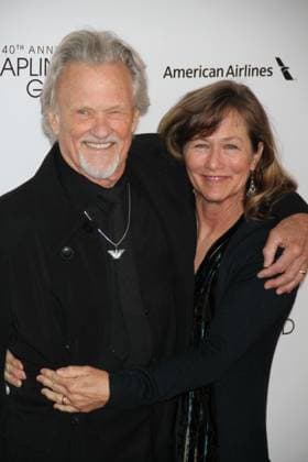 KRIS KRISTOFFERSON and wife LISA MEYERS KRIS KRISTOFFERSON and wife LISA MEYERS 2013 Photo By John Barrett PHOTOlink NEW YORK CITY USA EDITORIAL USE ONLY Copyright: xx x phlphotos400149