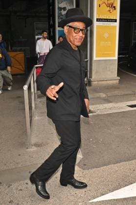 Cannes 2024 Celebrities At Nice Airport Giancarlo Esposito arriving at Nice airport ahead 77th Cannes Film Festival in Nice, France on May 14, 2024. Photo by Julien Reynaud APS-Medias ABACAPRESS.COM Nice France  Copyright: xReynaudxJulien APS-Medias ABACAx