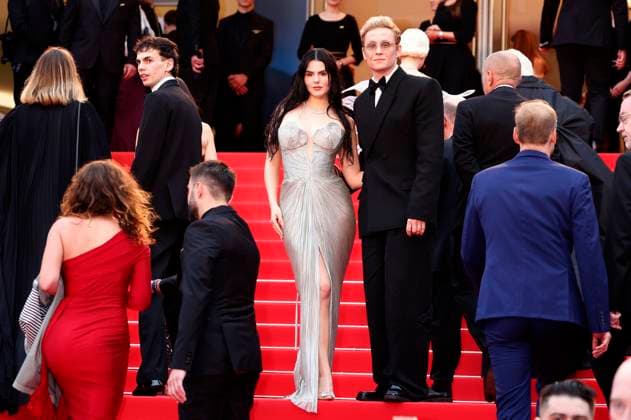 Ruby O. Fee und Matthias Schweighöfer bei der Opening Ceremony mit der Premiere des Kinofilms Le deuxieme acte The Second Act auf dem Festival de Cannes 2024 77. Internationale Filmfestspiele von Cannes im Palais des Festivals. Cannes, 14.05.2024