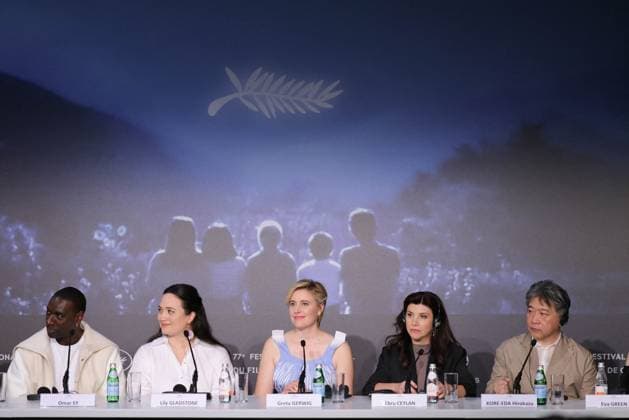 Cannes Jury Press Conference DB Jury Members Omar Sy, Lily Gladstone, President of the Jury Greta Gerwig, Ebru Ceylan, Hirokazu Kore-eda attends the jury press conference at the 77th annual Cannes Film Festival at Palais des Festivals on May 14, 2024 in Cannes, France. Photo by David Boyer ABACAPRESS.COM Cannes France  Copyright: xBoyerxDavid ABACAx