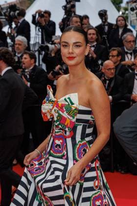 Festival de Cannes - Premiere - Le Deuxieme Acte Janina Uhse bei der Eröffnung der 77. Cannes Film Festspiele im Palais de Festival und der Premiere Le Deuxieme Acte ( The Second Act ) am 14.05.2024 in Cannes. Copyright: xEventpressxKochanx