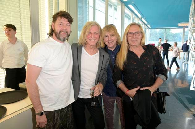 Rea Garvey, Rüdiger Ritchie Barton, Tobias Künzel und Uwe Hassbecker bei der Verleihung des Fred Jay Preises 2024 im bcc Berlin Congress Center. Berlin, 14.05.2024
