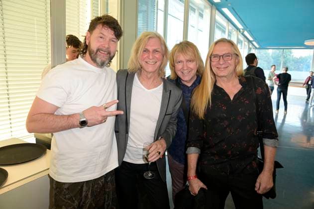 Rea Garvey, Rüdiger Ritchie Barton, Tobias Künzel und Uwe Hassbecker bei der Verleihung des Fred Jay Preises 2024 im bcc Berlin Congress Center. Berlin, 14.05.2024