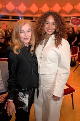 Inga Humpe und Joy Denalane bei der Verleihung des Fred Jay Preises 2024 im bcc Berlin Congress Center. Berlin, 14.05.2024 *** Inga Humpe and Joy Denalane at the presentation of the Fred Jay Prize 2024 at the bcc Berlin Congress Center Berlin, 14 05 2024 Foto:xF.xKernx xFuturexImagex jay_4615