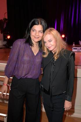 Jasmin Tabatabai und Inga Humpe bei der Verleihung des Fred Jay Preises 2024 im bcc Berlin Congress Center. Berlin, 14.05.2024