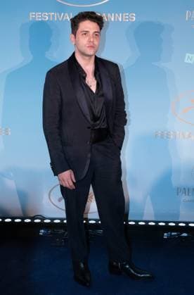 Photocall au diner officiel douverture du 77e Festival de Cannes 77th International Cannes Film Festival Photocall at official Dinner 304917 2024 05 14 Dolan, Xavier  Copyright: xAnthonyxCarrelx xStarfacex STAR_304917_088