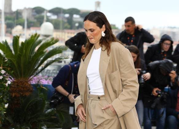 May 15, 2024, Cannes, Cote D azur, France: ZOE WITTOCK attends the Camera d Or jury photocall at the 77th Annual Cannes Film Festival at Palais des Festivals in Cannes, France Cannes France - ZUMAc179 20240515_zep_c179_034 Copyright: xMickaelxChavetx