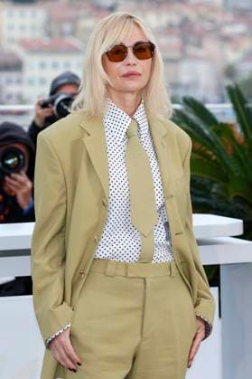 Emmanuelle Beart beim Photocall der Camera d Or Jury auf dem Festival de Cannes 2024 77. Internationale Filmfestspiele von Cannes am Palais des Festivals. Cannes,