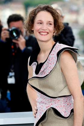 Vicky Krieps beim Photocall der Un Certain Regard Jury auf dem Festival de Cannes 2024 77. Internationale Filmfestspiele von Cannes am Palais des Festivals. Cannes, 15.05.2024