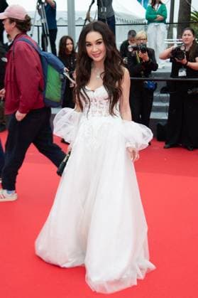 Cannes Wild Diamond NG Irene Wan attending the ?Diamant Brut? (Wild Diamond) Red Carpet at Palais Des Festivals in Cannes, France on May 15 2024 as part of the 77th Cannes Film Festival. Photo by Nicolas Genin ABACAPRESS.COM Cannes France  Copyright: xGeninxNicolas ABACAx