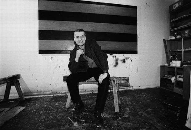Archivbilder der Woche KW20 Jörg Steinbach 22.02.1994, Chemnitz, Atelier des Künstlers Jörg Steinbach,Der Maler und Grafiker Jörg Steinbach wurde 1958 in Karl-Marx-Stadt geboren und studierte an der Hochschule für Bildende Künste in Dresden. Ein Stipendium und Atelieraufenthalt führte ihn nach Paris an die CitÃ International des Art . 2004 absolvierte er den Master of Fine Art an der APA München London *** Jörg Steinbach 22 02 1994, Chemnitz, Studio of the artist Jörg Steinbach,The painter and graphic artist Jörg Steinbach was born in Karl Marx Stadt in 1958 and studied at the Academy of Fine Arts in Dresden A scholarship and studio stay took him to Paris to the CitÃ International des Art In 2004 he completed his Master of Fine Art at the APA Munich Londo