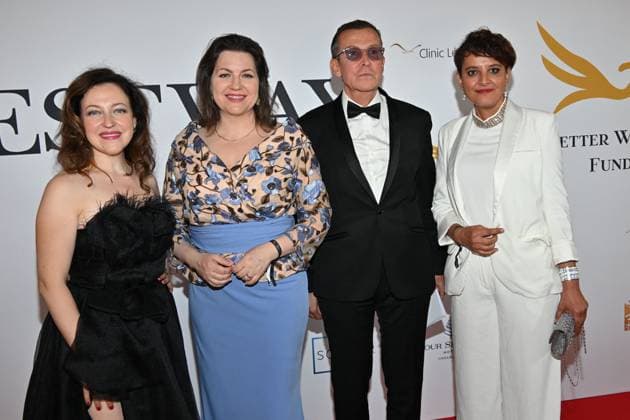 Better World Fund gala evening at the Carlton Hotel in Cannes during the 77th Cannes Film Festival 202 Manuel Collas de la Roche, founding president of the Better World Fund, and Najat Vallaud Belkacem and guest during the Better World Fund gala evening at the Carlton Hotel in Cannes during the 77th Cannes 2024 Film Festival on May 15 Bruno Bebert Bestimage Better World Fund gala evening at the Carlton Hotel in Cannes during the 2024 Cannes Film Festival on May 15 Cannes France  Copyright: xBrunoxBebertx xBestimagexBrunoxBebertx xBestimagex