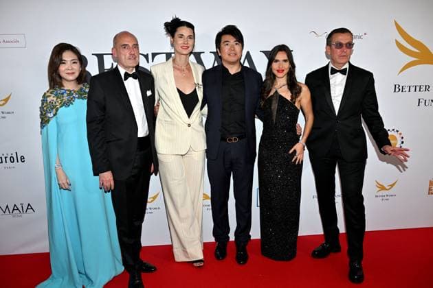 Better World Fund gala evening at the Carlton Hotel in Cannes during the 77th Cannes Film Festival 202 Gilles Muzas, Eglantine EmÃ yÃ , Lang Lang, Joyce Jonathan and Manuel Collas de la Roche, Founding President of the Better World Fund, and Joyce Jonathan during the Better World Fund gala evening at the Carlton Hotel in Cannes during the 77th Cannes 2024 Film Festival on May 15 Bruno Bebert Bestimage Better World Fund gala evening at the Carlton Hotel in Cannes during the 2024 Cannes Film Festival on May 15 Cannes France  Copyright: xBrunoxBebertx xBestimagexBrunoxBebertx xBestimagex