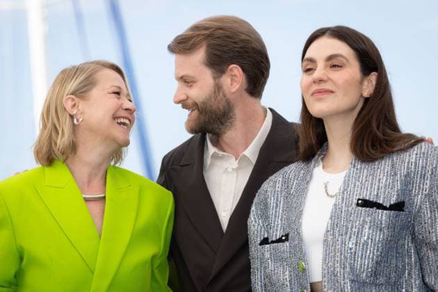 Cannes - Pigen Med Nalen Photocall Trine Dyrholm, Magnus von Horn and Vic Carmen Sonne attend the Pigen Med Nalen (The Girl With The Needle) Photocall at the 77th annual Cannes Film Festival at Palais des Festivals on May 16, 2024 in Cannes, France. Photo by Shootpix ABACAPRESS.COM Cannes France  Copyright: xShootpix ABACAx