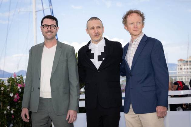 Cannes - The Damned Photocall Rene Wachner-Solomon, Roberto Minervini and Jeremiah Knupp attend The Damned (Les Damnes) Photocall at the 77th annual Cannes Film Festival at Palais des Festivals on May 16, 2024 in Cannes, France. Photo by Shootpix ABACAPRESS.COM Cannes France  Copyright: xShootpix ABACAx