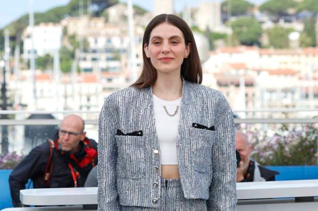 Vic Carmen Sonne beim Photocall zum Kinofilm Pigen med nalen The Girl with the Needle auf dem Festival de Cannes 2024 77. Internationale Filmfestspiele von Cannes am Palais des Festivals. Cannes, 16.05.2024