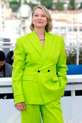 Trine Dyrholm beim Photocall zum Kinofilm Pigen med nalen The Girl with the Needle auf dem Festival de Cannes 2024 77. Internationale Filmfestspiele von Cannes am Palais des Festivals. Cannes, 16.05.2024