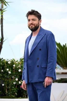 Cannes, France: Cannes, 77th Cannes Film Festival 2024, Photocall film Ã¢â‚¬oeFuriosa - A Mad Max SagaÃ¢â‚¬Â In the photo: Tom Burke Cannes France  - ZUMAp169 20240516_zea_p169_338 Copyright: xSimonexComix