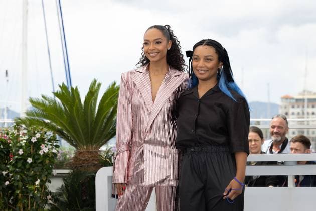 Cannes - On Becoming A Guinea Fowl Photocall Susan Chardy and Jury Member, Rungano Nyoni attend the On Becoming A Guinea Fowl Photocall at the 77th annual Cannes Film Festival at Palais des Festivals on May 16, 2024 in Cannes, France. Photo by Shootpix ABACAPRESS.COM Cannes France  Copyright: xShootpix ABACAx