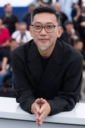 Cannes City Of Darkness Photocall Soi Cheang attending the Twilight Of The Warriors: Wallen In (City Of Darkness) Photocall as part of the 77th Cannes International Film Festival in Cannes, France on May 16, 2024. Photo by Aurore Marechal ABACAPRESS.COM Cannes France  Copyright: xMarechalxAurore ABACAx