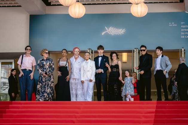 77eme Festival International du Film de Cannes Montee des marches du film Bird 77th Cannes International Film Festival Red Carpet of Bird movie 305025 2024 05 16 Alpes Maritimes Cannes France  Copyright: xTerencexBaelenx STAR_305025_040