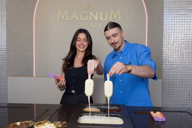 Magnum Beach press conference during the 77th Cannes International Film Festival Pierre Garnier and Lea Elui Magnum Beach press conference during the 77th Cannes International Film Festival on May 16, 2024 Cannes France Jeremy Melloul Magnum Cannes via Bestimage Magnum Beach press conference during the 77th Cannes International Film Festival on May 16, 2024 Cannes France  Copyright: xJeremyxMelloulx xBestimagexJeremyxMelloulx xBestimagex