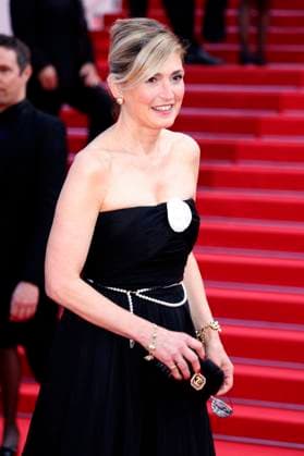 Julie Gayet bei der Premiere des Kinofilms Megalopolis auf dem Festival de Cannes 2024 77. Internationale Filmfestspiele von Cannes im Palais des Festivals. Cannes, 16.05.2024