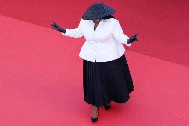 Internationale Filmfestspiele von Cannes, Sängerin Yseult auf dem Roten Teppich Cannes Megalopolis Screening DB Yseult attending the Megalopolis Red Carpet screening at the 77th annual Cannes Film Festival at Palais des Festivals on May 16, 2024 in Cannes, France. Photo by David Boyer ABACAPRESS.COM Cannes France  Copyright: xBoyerxDavid ABACAx