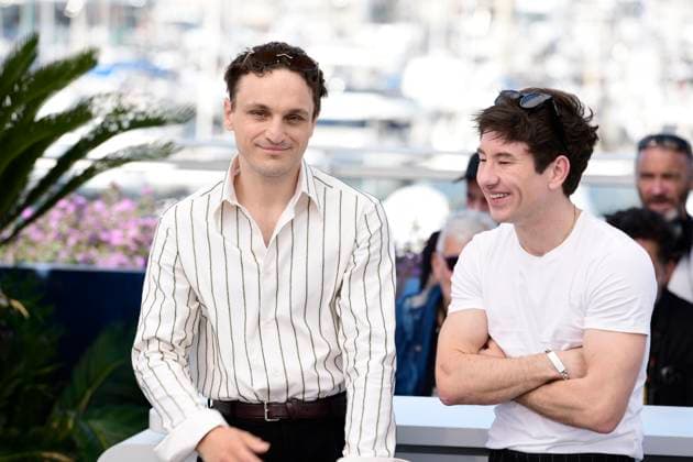 CANNES, FRANCE MAY 17 L R Franz ROGOWSKI, actor, Barry KEOGHAN, actor, during the photocall of the film Bird in competition at the 77th Cannes Film Festival at the Palais des Festivals on May 17, 2024 in Cannes, France CELEBRITES 77eme Festival de Cannes Photocalls 17 05 2024 ValentinaClaret Panoramic 