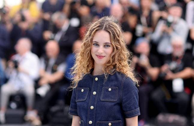 Photocall du film Moi Aussi lors du 77eme Festival International du Film de Cannes Tess Barthelemy au photocall du film Moi Aussi lors du 77eme Festival International du Film de Cannes au Palais des Festivals eCannes, France, le 17 mai 2024 Jacovides Moreau Bestimage Me Too Photocall at the 77th annual Cannes Film Festival at Palais des Festivals on May 17, 2024 in Cannes, France Cannes France  Copyright: xJACOVIDES-MOREAUx xBESTIMAGExJACOVIDES-MOREAUx xBESTIMAGEx