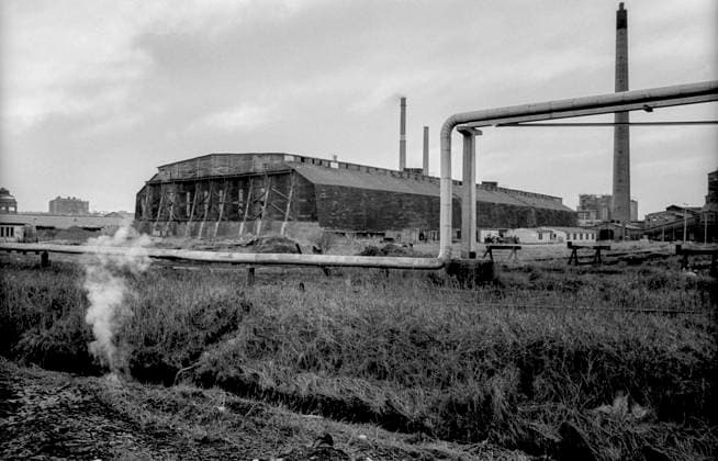 Archivbilder der Woche KW20 Greppin Deutschland, Greppin, 31.03.1992, Greppin - Ortschaft zwischen Wolfen und Bitterfeld, Fabrik, Â *** Greppin Germany, Greppin, 31 03 1992, Greppin village between Wolfen and Bitterfeld, factory, Â