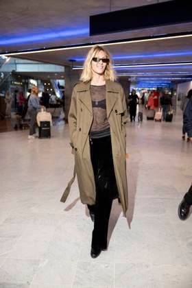 Anja Rubik arrives at Nice airport during the 77th Cannes International Film Festival Anja Rubik arrives at Nice airport during the 77th Cannes International Film Festival May 14 25, 2024 , May 17, 2024 Pierre Perusseau Tiziano Da Silva Bestimage Anja Rubik arrives at Nice airport during the 77th Cannes International Film Festival May 14 25, 2024 , May 17, 2024 Nice France  Copyright: xPierrexPerusseaux xBestimagexPierrexPerusseaux xBestimagex