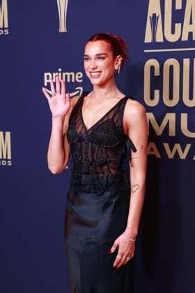 May 16, 2024, Frisco, Tx, USA: Dua Lipa poses in the press room during the 59th Academy of Country Music Awards at The Ford Center at The Star on May 16, 2024 in Frisco, Texas. Frisco USA - ZUMAs181 20240516_zea_s181_456 Copyright: xOzziexBx