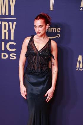 May 16, 2024, Frisco, Tx, USA: Dua Lipa poses in the press room during the 59th Academy of Country Music Awards at The Ford Center at The Star on May 16, 2024 in Frisco, Texas. Frisco USA - ZUMAs181 20240516_zea_s181_453 Copyright: xOzziexBx