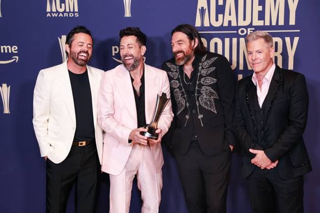 May 16, 2024, Frisco, Tx, USA: Brad Tursi, Matthew Ramsey, Geoff Sprung, and Trevor Rosen of Old Dominion, winners of the Group of the Year award, pose in the press room during the 59th Academy of Country Music Awards at The Ford Center at The Star on May 16, 2024 in Frisco, Texas. Frisco USA - ZUMAs181 20240516_zea_s181_415 Copyright: xOzziexBx