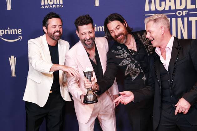 May 16, 2024, Frisco, Tx, USA: Brad Tursi, Matthew Ramsey, Geoff Sprung, and Trevor Rosen of Old Dominion, winners of the Group of the Year award, pose in the press room during the 59th Academy of Country Music Awards at The Ford Center at The Star on May 16, 2024 in Frisco, Texas. Frisco USA - ZUMAs181 20240516_zea_s181_418 Copyright: xOzziexBx