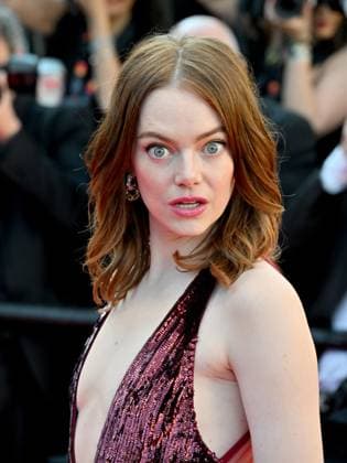 Entertainment Bilder des Tages Cannes, France: Cannes, 77th Cannes Film Festival 2024, Fourth Evening - red carpet of the film Kinds of Kindness - In the photo: Emma Stone Cannes France  - ZUMAp169 20240517_zea_p169_896 Copyright: xManuelexMangiarottix