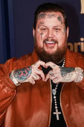 May 16, 2024, Frisco, Tx, USA: Jelly Roll attends the 59th Academy of Country Music Awards at Omni Frisco Hotel at The Star on May 16, 2024 in Frisco, Texas. Frisco USA - ZUMAs181 20240516_zea_s181_200 Copyright: xOzziexBx