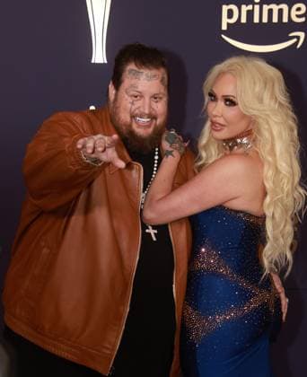 May 16, 2024, Frisco, Tx, USA: Jelly Roll and Bunnie XO attends the 59th Academy of Country Music Awards at Omni Frisco Hotel at The Star on May 16, 2024 in Frisco, Texas. Frisco USA - ZUMAs181 20240516_zea_s181_211 Copyright: xOzziexBx
