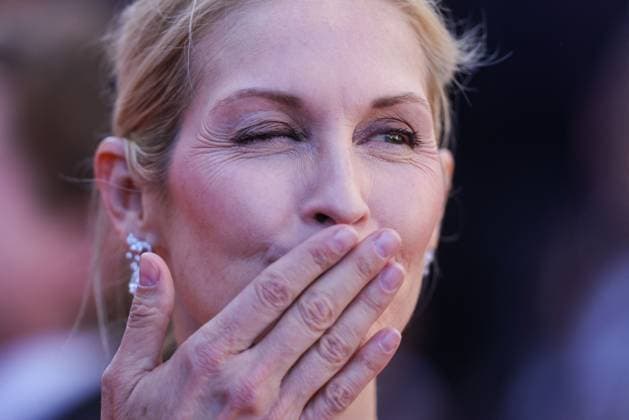 Entertainment Bilder des Tages Cannes - Kinds Of Kindness Red Carpet Kelly Rutherford attends the Kinds Of Kindness Red Carpet at the 77th annual Cannes Film Festival at Palais des Festivals on May 17, 2024 in Cannes, France. Photo by ShootPix ABACAPRESS.COM Cannes France  Copyright: xShootpix ABACAx