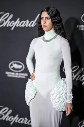 B Photocall du diner TrophÃ e Chopard au Carlton Beach lors du 77eme Festival International du Film de Cannes Cemre Ebüzziya Photocall du diner TrophÃ e Chopard au Carlton Beach lors du 77eme Festival International du Film de Cannes Le 17 mai 2024 Olivier Borde Bestimage Photocall of the dinner Chopard Trophy during the 77th annual Cannes Film Festival at Carlton Beach On May 17th 2024 Cannes France  Copyright: xOLIVIERxBORDEx xBESTIMAGExOLIVIERxBORDEx xBESTIMAGEx