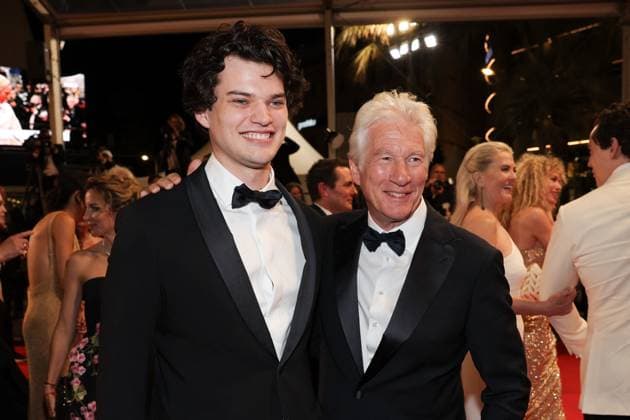 Descente des marches du film Oh Canada lors du 77eme Festival International du Film de Cannes, au Palais des Festivals Ã Cannes Richard Gere et son fils Homer James Jigme Gere Descente des marches du film Oh Canada lors du 77eme Festival International du Film de Cannes, au Palais des Festivals Ã Cannes On may 17th 2024 Jacovides Moreau Bestimage People leaving the red carpet of the movie Oh Canada during the 77th Cannes International Film Festival at the Palais des Festivals in Cannes, France On may 17th 2024 Cannes France  Copyright: xJACOVIDES-MOREAUx xBESTIMAGExJACOVIDES-MOREAUx xBESTIMAGEx
