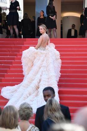 Kimberley Garner bei der KINDS OF KINDNESS Premiere bei den 77 th Filnfestspielen in Cannes 17.05.2024