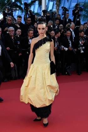 Heart Evangelista bei der KINDS OF KINDNESS Premiere bei den 77 th Filnfestspielen in Cannes 17.05.2024